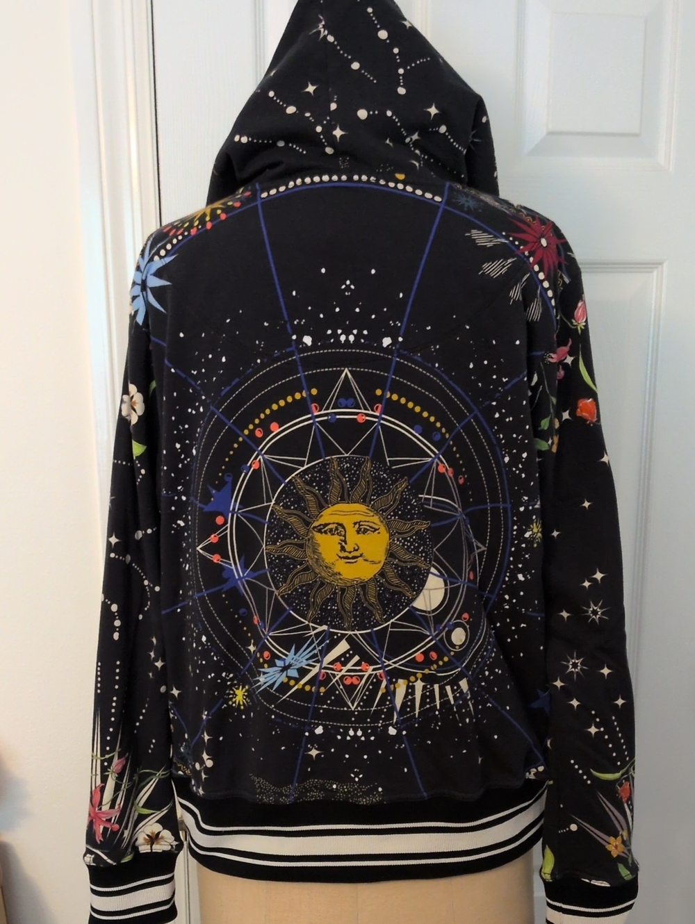 Johnny Was Celestine Zip Up Hoodie Sz. M - Picture 4 of 7
